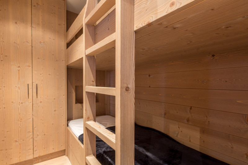 _lv_images__lot_0001190041_12_17366663