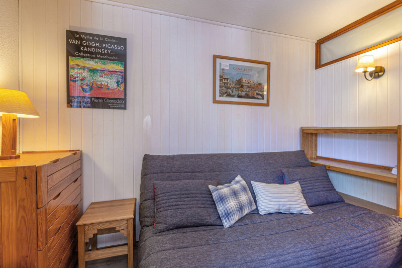 _lv_images__lot_0001210016_14_18224707