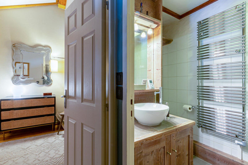 _lv_images__lot_0001220001_09_17401709 _lv_images__lot_0001220001_09_17401709