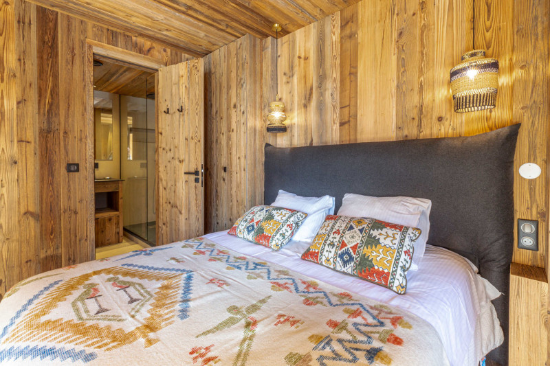 _lv_images__lot_0001280006_14_19471608