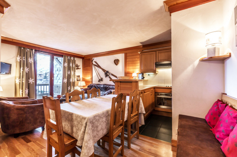 _lv_images__lot_0001280010_12_18557677