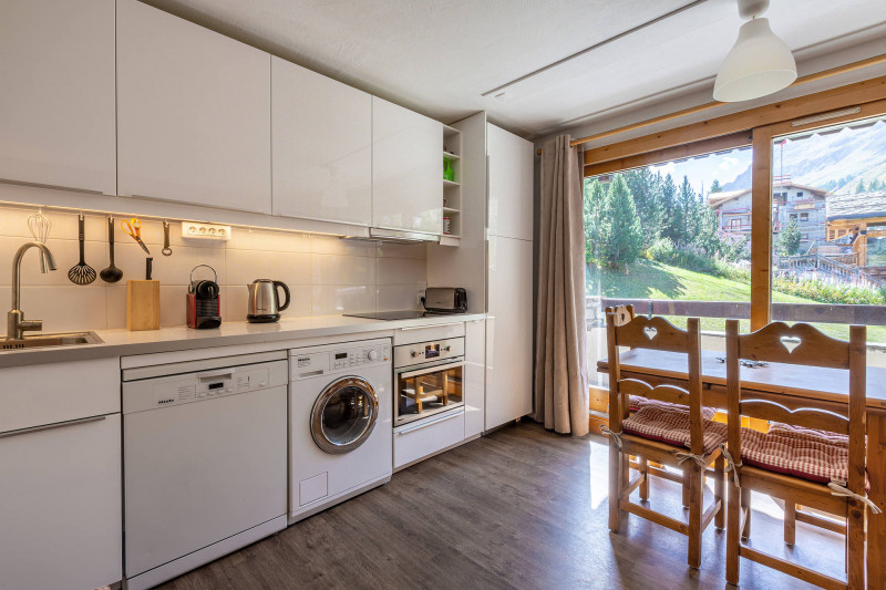 _lv_images__lot_0001320012_14_18120925