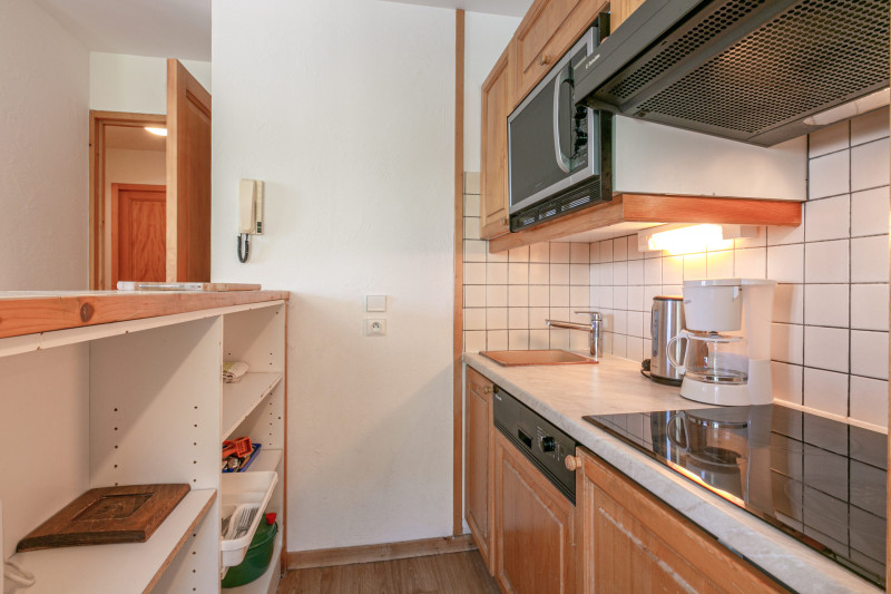 _lv_images__lot_0001330002_06_18306593 _lv_images__lot_0001330002_06_18306593