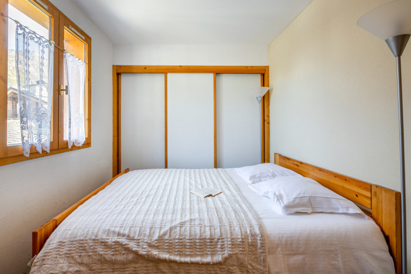 _lv_images__lot_0001330002_08_18395506 _lv_images__lot_0001330002_08_18395506