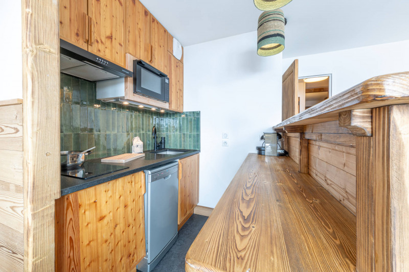 _lv_images__lot_0001330004_06_18073922 _lv_images__lot_0001330004_06_18073922