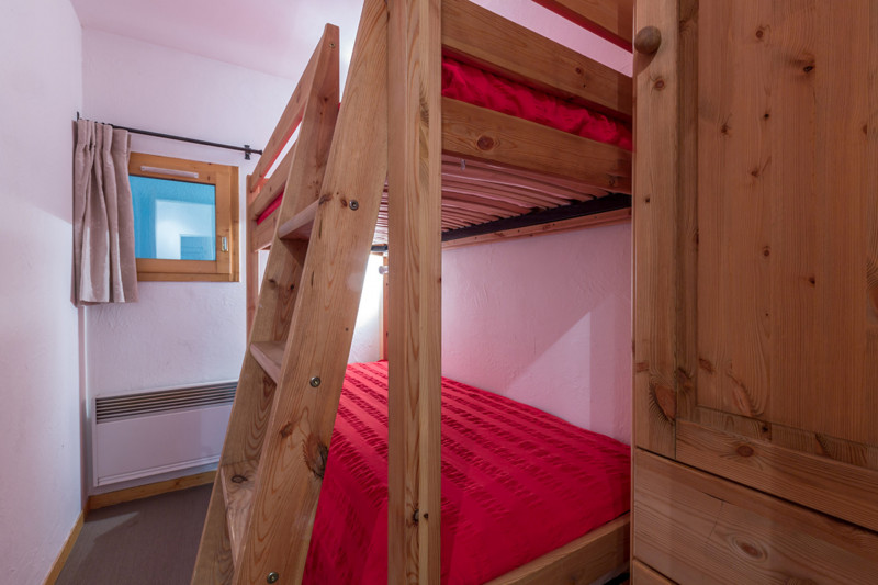 _lv_images__lot_0001330006_11_18468249