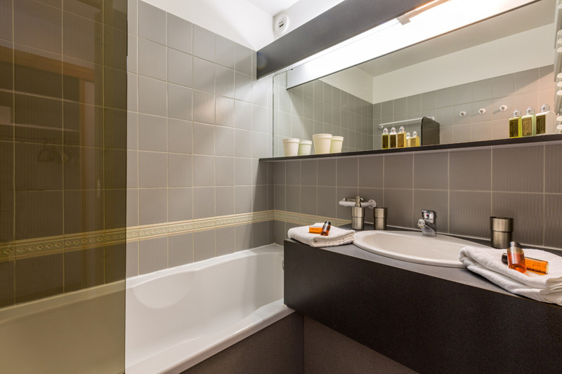 _lv_images__lot_0001330006_12_17994939