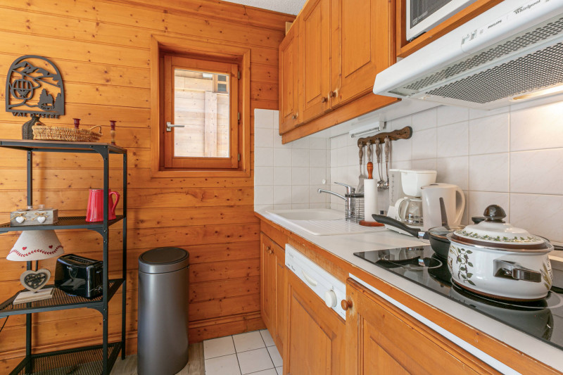 _lv_images__lot_0001380015_04_18360625