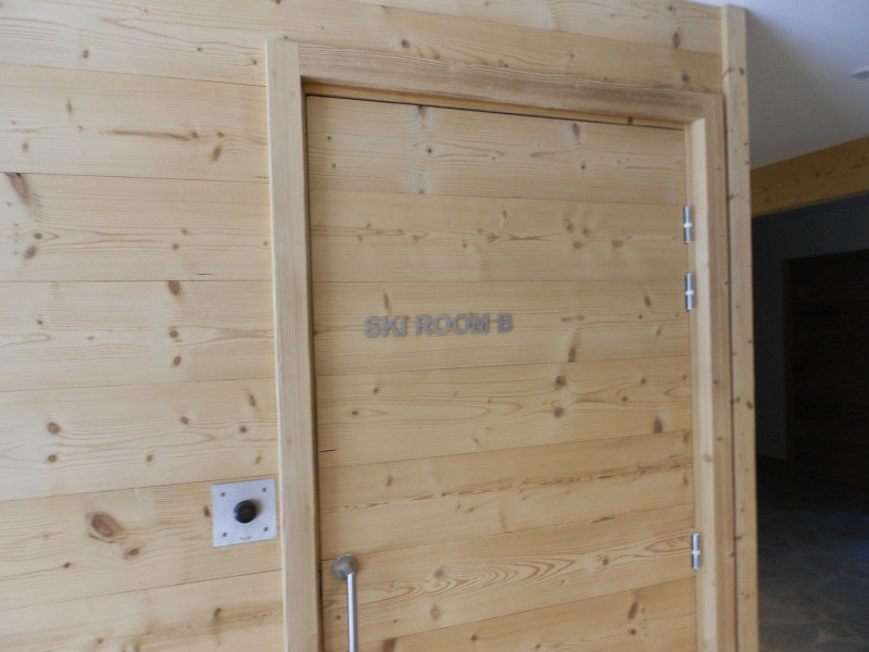 _lv_images__lot_0001380015_14_18227507