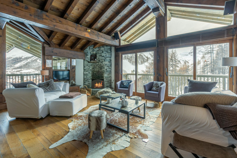 _lv_images__lot_0001380022_02_17298887