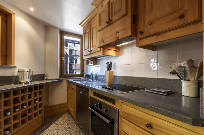 _lv_images__lot_0001610043_14_17939887