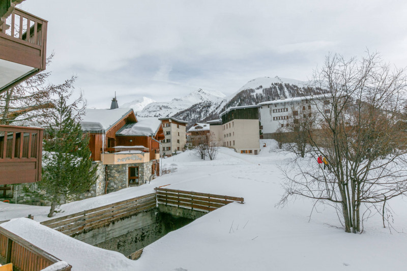 _lv_images__lot_0001730082_12_18598803