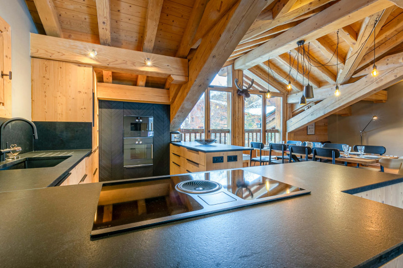 _lv_images__lot_0001840002_10_18179190