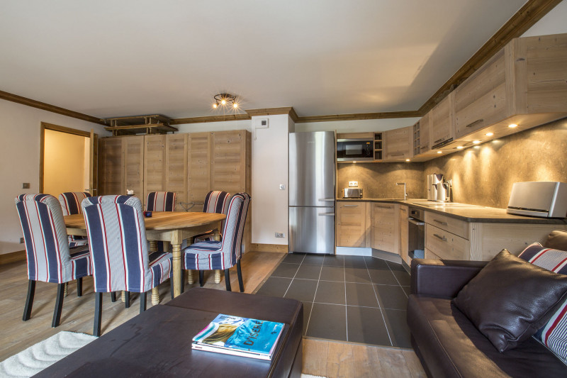 _lv_images__lot_0001920004_12_18260007