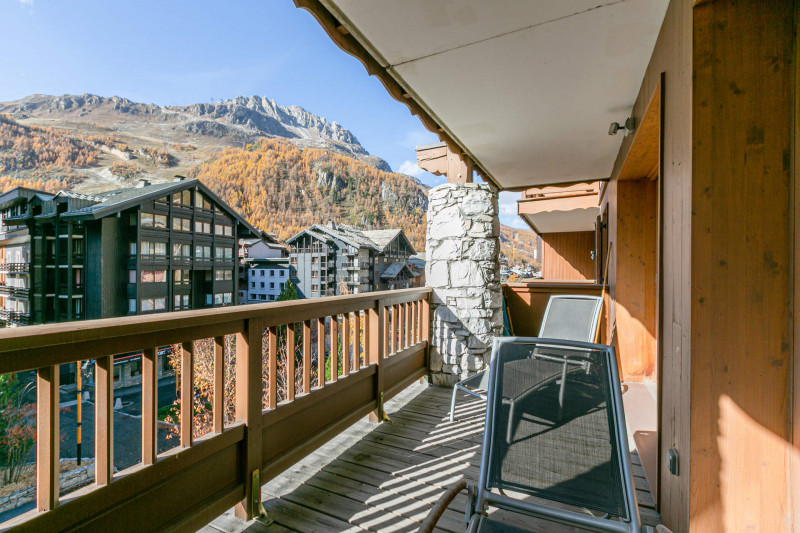 _lv_images__lot_0001920005_12_18419508