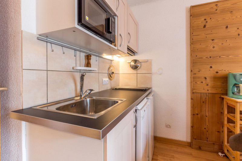 _lv_images__lot_0002060011_05_18360550 _lv_images__lot_0002060011_05_18360550