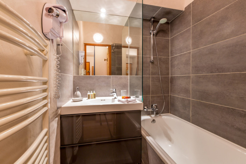 _lv_images__lot_0002060011_09_17409154 _lv_images__lot_0002060011_09_17409154