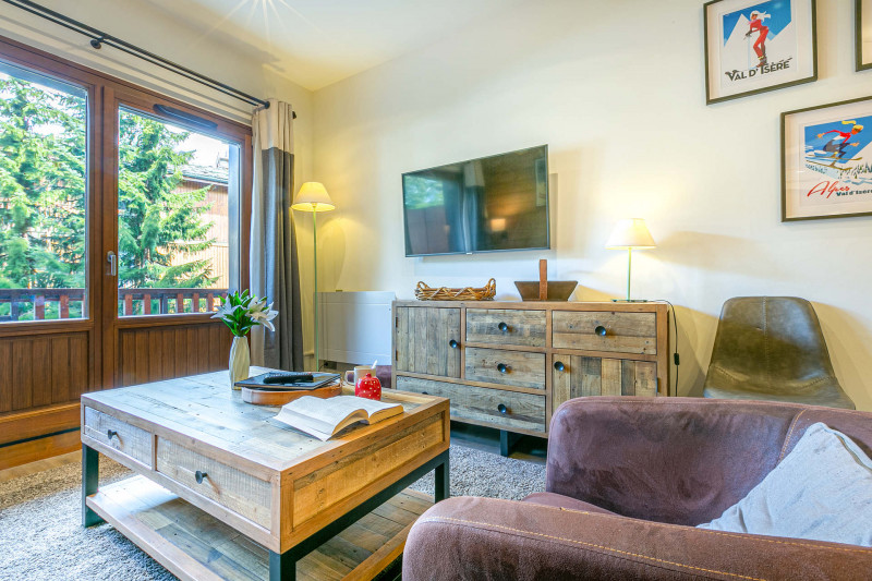 _lv_images__lot_0002080001_04_17778198 _lv_images__lot_0002080001_04_17778198