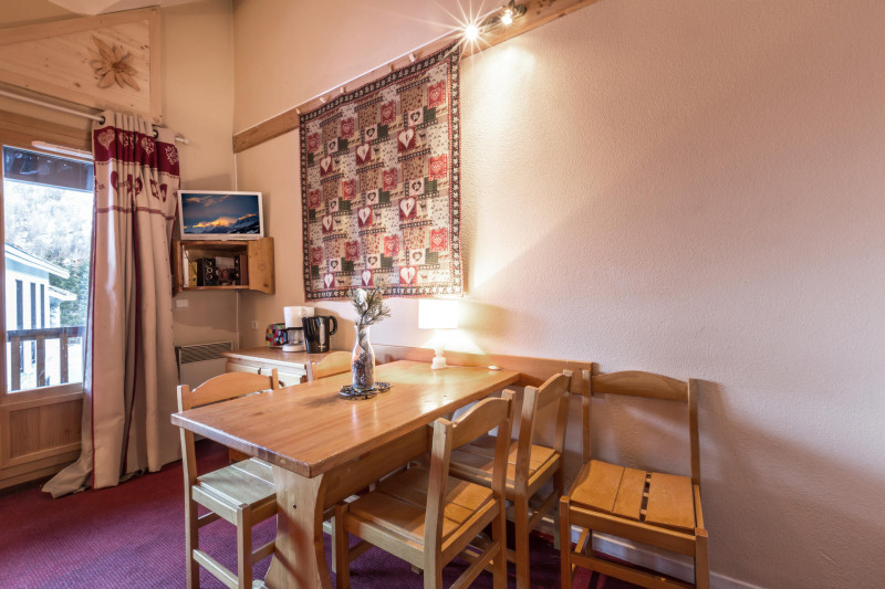 _lv_images__lot_0002080009_04_18433666 _lv_images__lot_0002080009_04_18433666