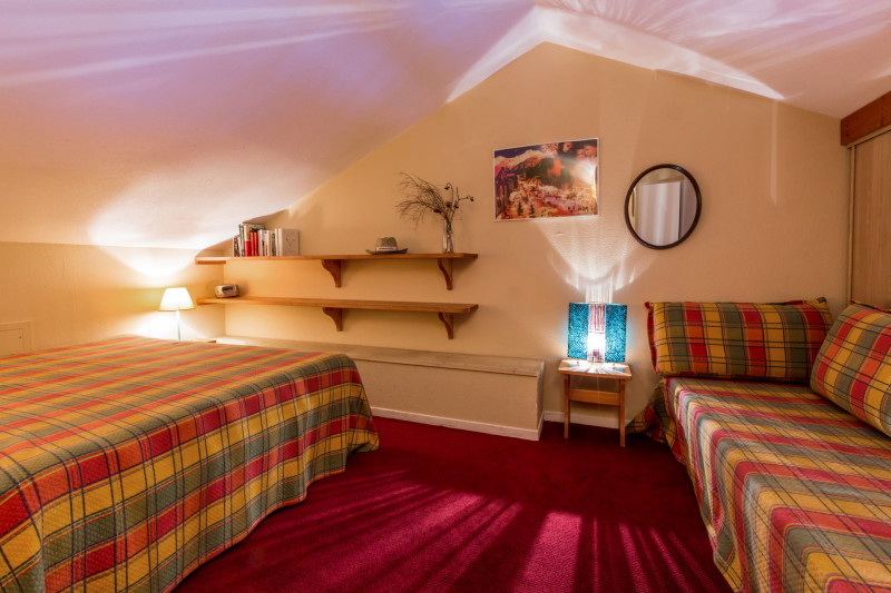 _lv_images__lot_0002080009_06_18360102 _lv_images__lot_0002080009_06_18360102