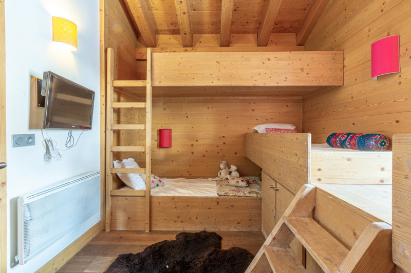 _lv_images__lot_0002200005_11_17417620 _lv_images__lot_0002200005_11_17417620