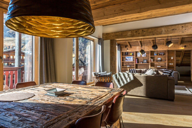 _lv_images__lot_0002310110_04_17416182 _lv_images__lot_0002310110_04_17416182