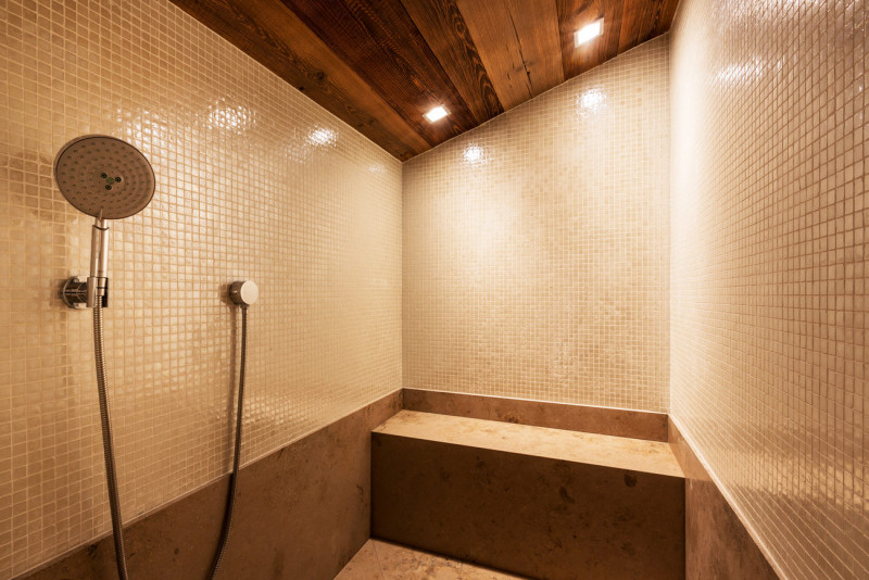 _lv_images__lot_0002310110_15_18001826