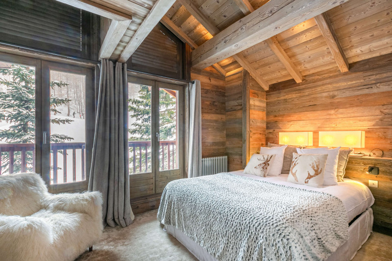 _lv_images__lot_0002340001_10_17757806