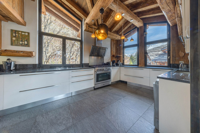 _lv_images__lot_0002340003_07_18555664