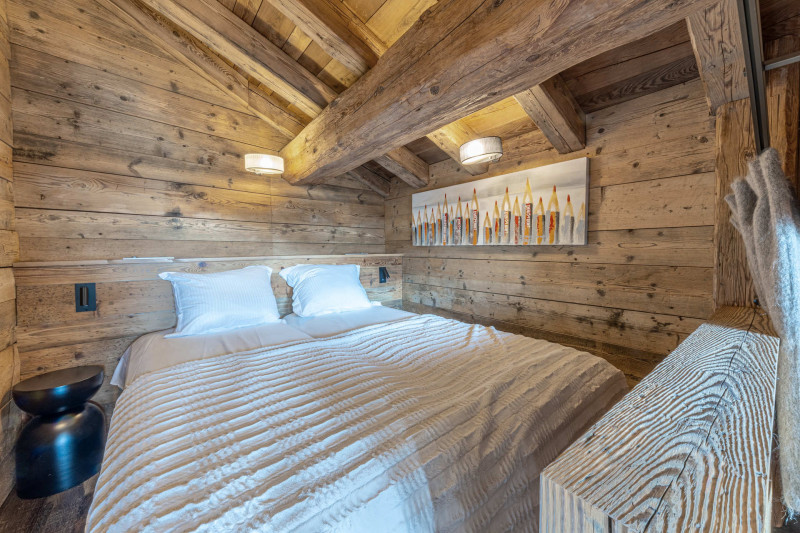 _lv_images__lot_0002340003_09_18555666