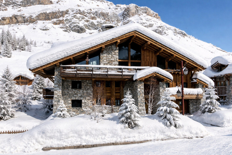 _lv_images__lot_0002340003_16_18448074