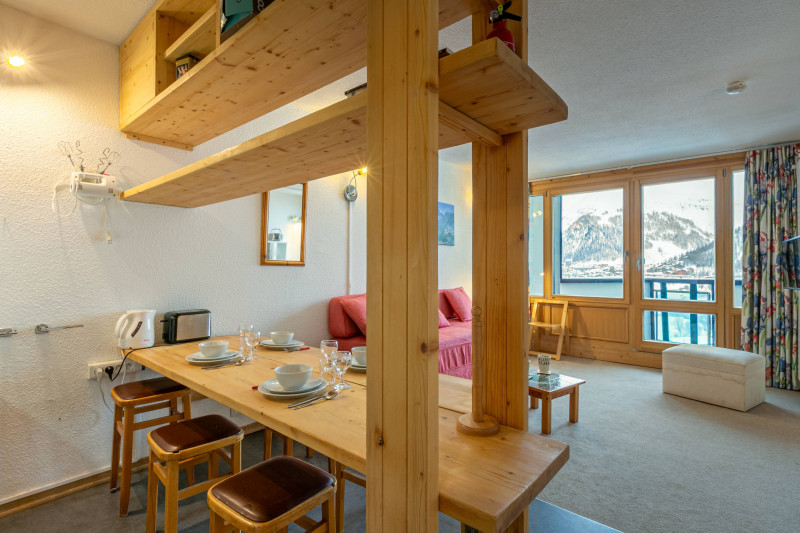 _lv_images__lot_0002340012_04_17426078 _lv_images__lot_0002340012_04_17426078