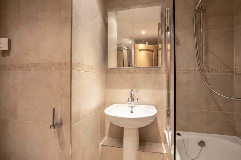 _lv_images__lot_0002340016_09_17385166 _lv_images__lot_0002340016_09_17385166