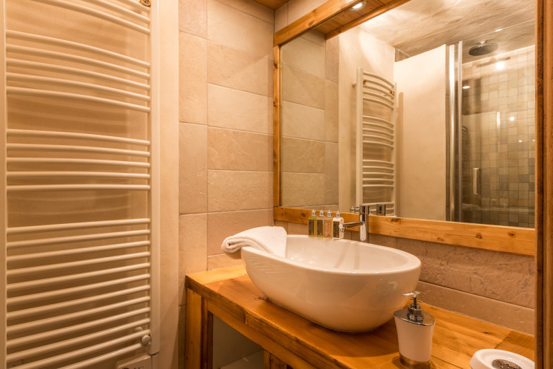 _lv_images__lot_0002340022_09_17419256 _lv_images__lot_0002340022_09_17419256