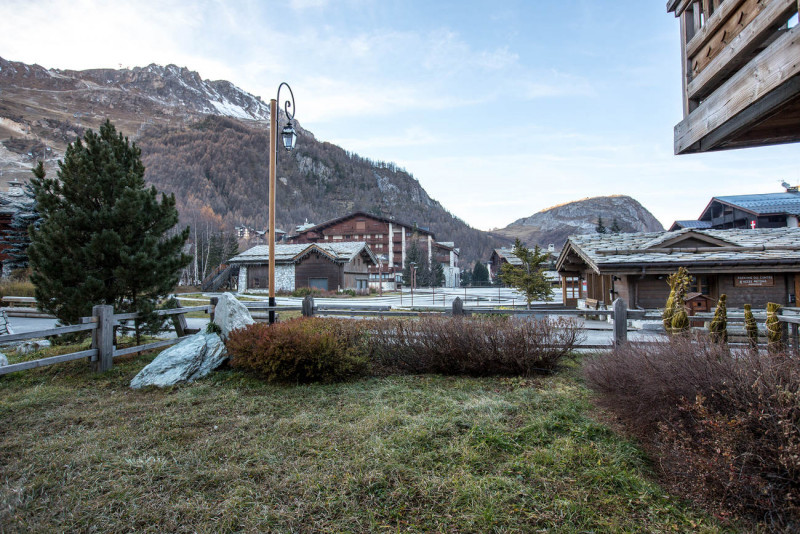 _lv_images__lot_0002340022_12_19337185 _lv_images__lot_0002340022_12_19337185
