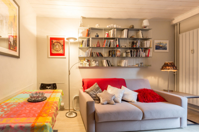 _lv_images__lot_0002340026_02_17943610