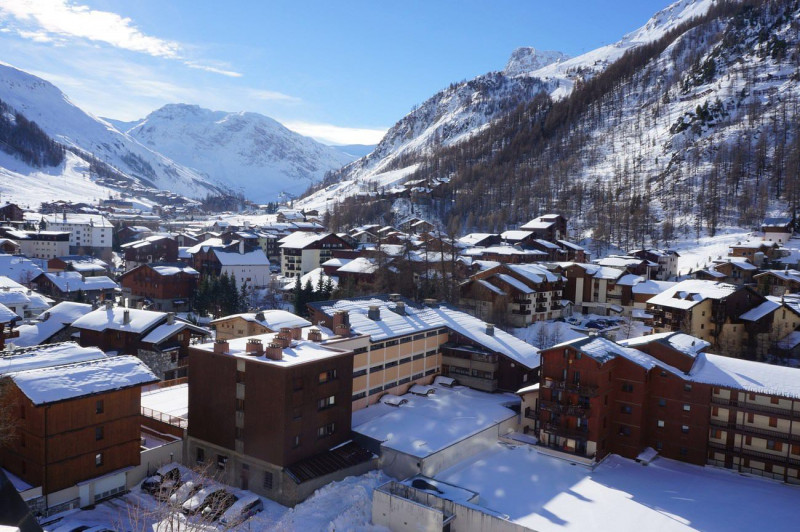 _lv_images__lot_0002340029_15_19337624