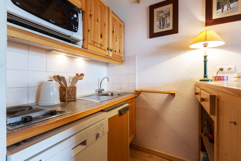 _lv_images__lot_0002340043_03_17401734 _lv_images__lot_0002340043_03_17401734