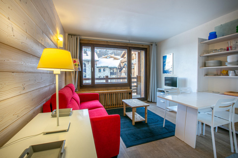 _lv_images__lot_0002340053_01_18165089 _lv_images__lot_0002340053_01_18165089