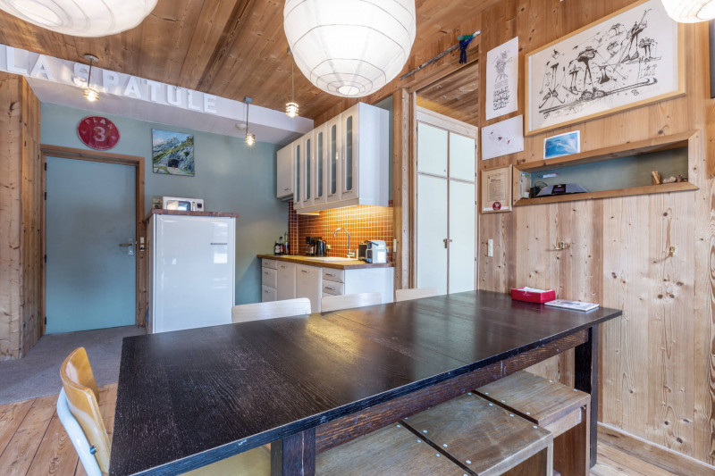 _lv_images__lot_0002340084_06_17300993