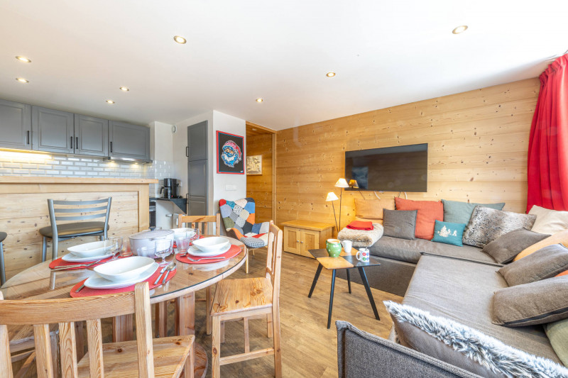 _lv_images__lot_0002340091_04_17830397