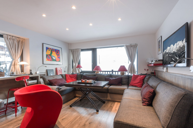 _lv_images__lot_0002340092_01_17425643 _lv_images__lot_0002340092_01_17425643