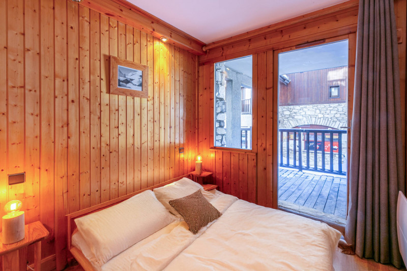 _lv_images__lot_0002340105_09_17384321 _lv_images__lot_0002340105_09_17384321