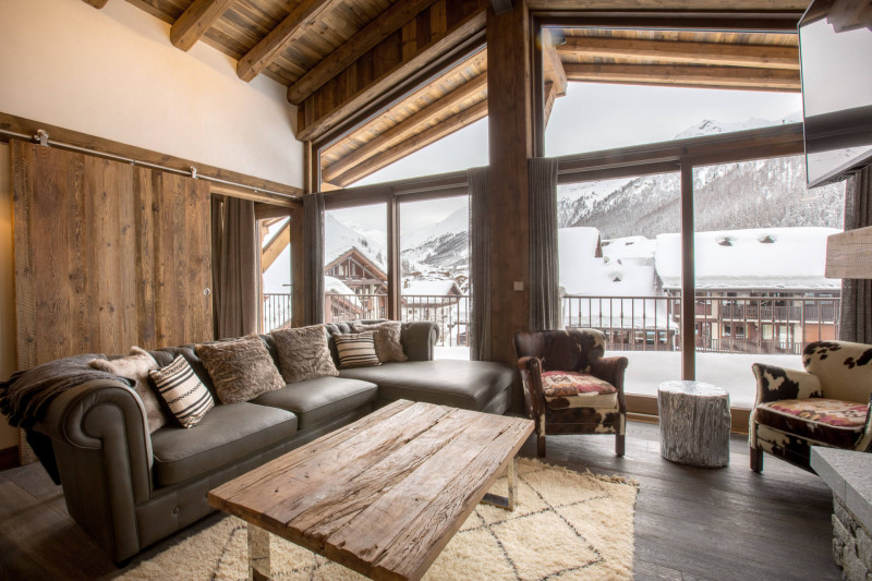 _lv_images__lot_0002340128_03_17363920 _lv_images__lot_0002340128_03_17363920