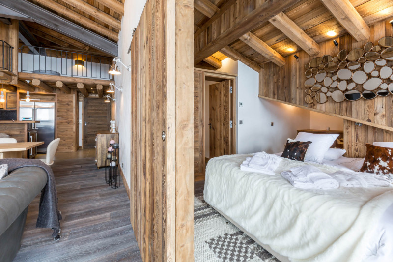 _lv_images__lot_0002340128_07_17939710 _lv_images__lot_0002340128_07_17939710