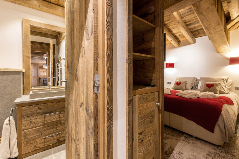 _lv_images__lot_0002340128_09_17424979 _lv_images__lot_0002340128_09_17424979