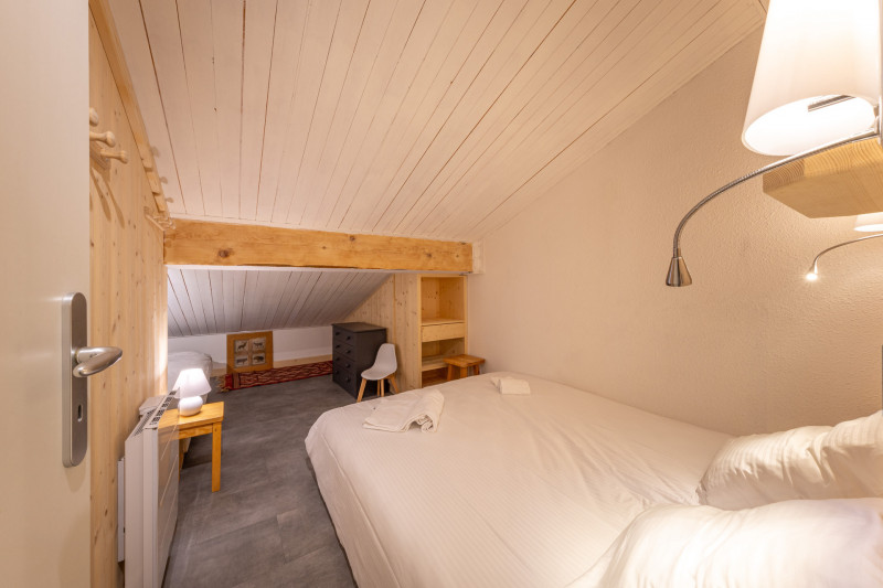 _lv_images__lot_0002340138_08_17428477 _lv_images__lot_0002340138_08_17428477