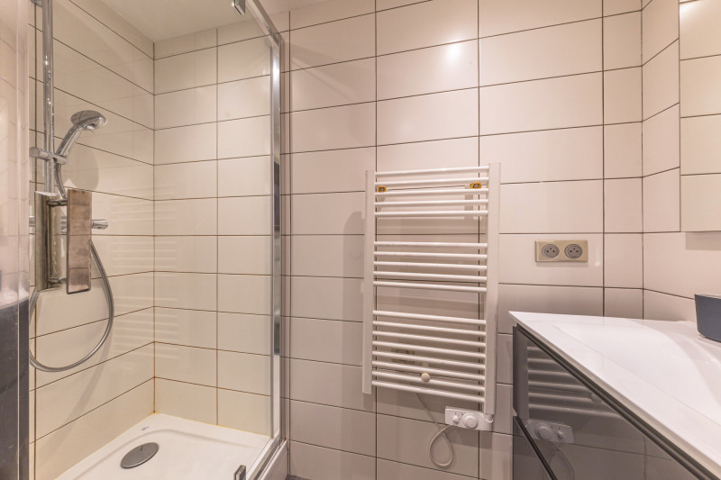 _lv_images__lot_0002340138_10_18324667