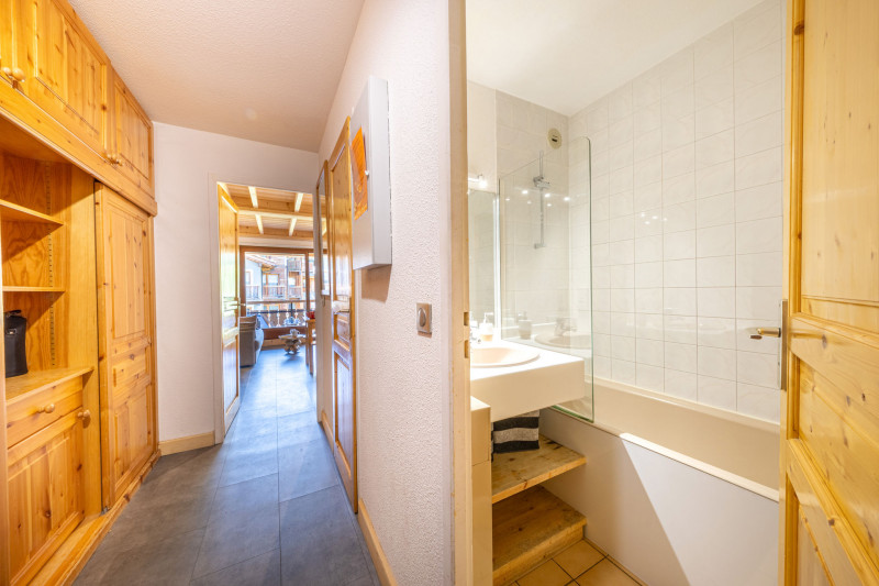 _lv_images__lot_0002340138_12_17419726 _lv_images__lot_0002340138_12_17419726