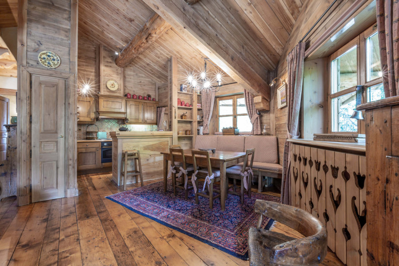 _lv_images__lot_0002340143_03_17407644 _lv_images__lot_0002340143_03_17407644